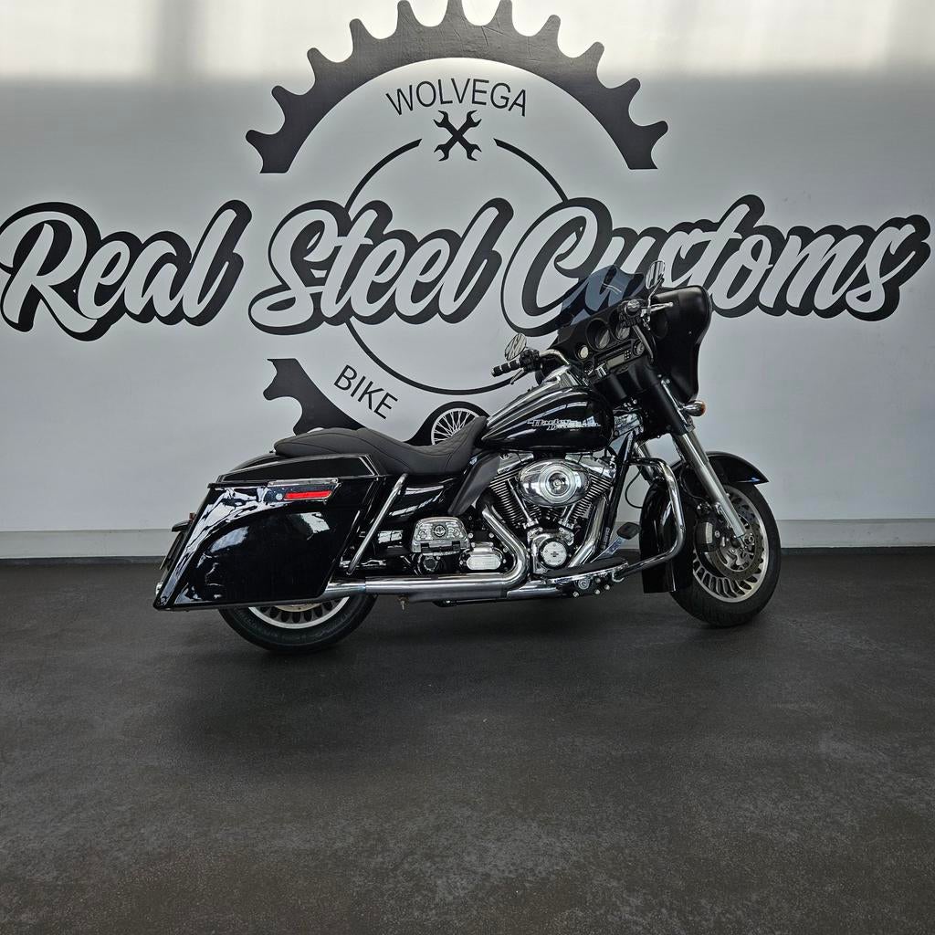 FLHTCU 2012 €15500