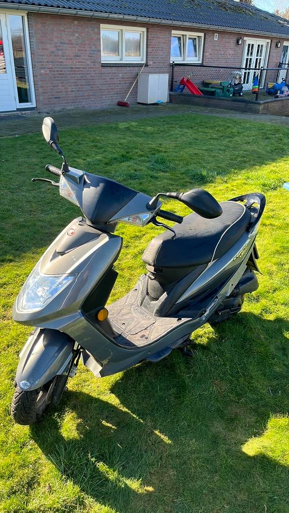 Kymco VP50 2017, Ophalen, Overige modellen, Zo goed als nieuw, Benzine