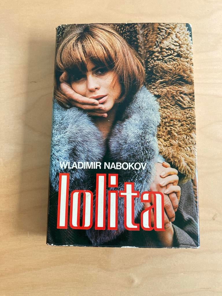 Lolita - Vladimir Nabokov (Gelezen), Boeken, Ophalen of Verzenden, Zo goed als nieuw, Europa overig