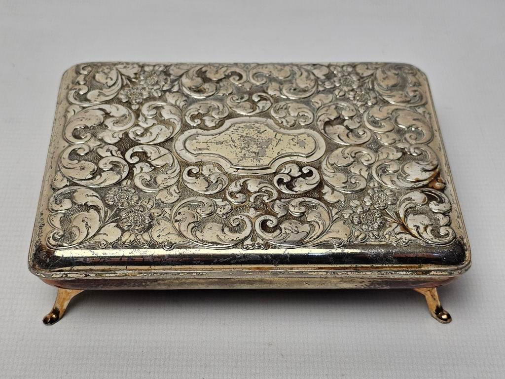 # Antiek verzilverd sigarettendoosje met sierlijke gravures, Antiek en Kunst, Ophalen of Verzenden, Zilver