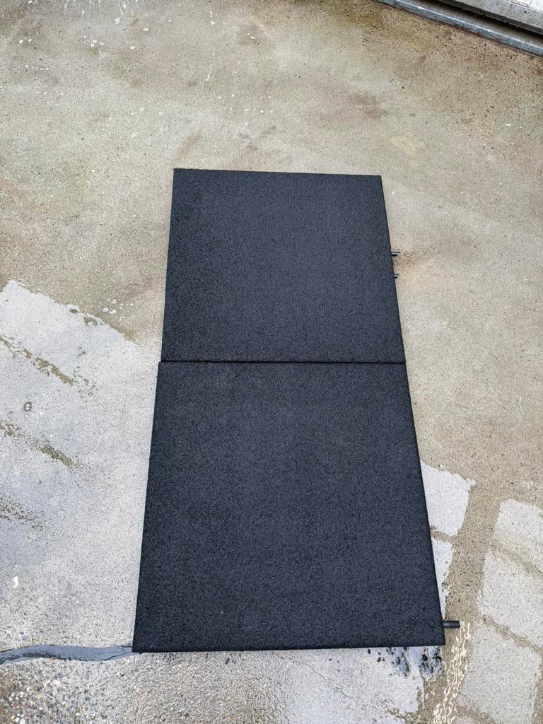 Rubberen tegels 50x50x3,5 ruim 20m2, Ophalen, Gebruikt, Overige typen, Rubber