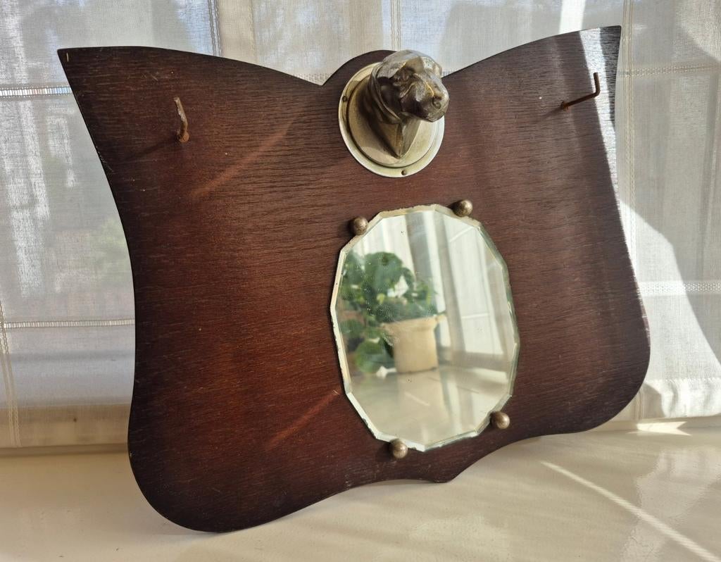 Vintage houten kapstokje met spiegel en hond, Minder dan 50 cm, Gebruikt, Ophalen of Verzenden, Minder dan 100 cm