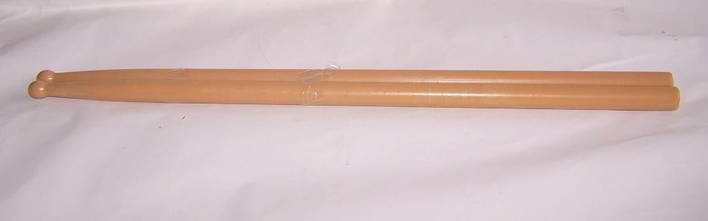 Set drumstokken. Kunststof. Nwst., Ophalen of Verzenden, Zo goed als nieuw, Drums of Percussie