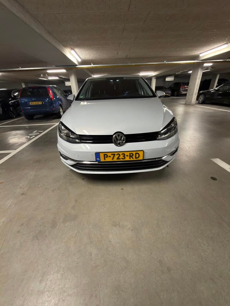 Volkswagen Golf 1.4 TSI 125pk BMT 5D DSG 2017 Wit, Auto's, Volkswagen, 125 pk, 4 cilinders, Wit, 1191 kg