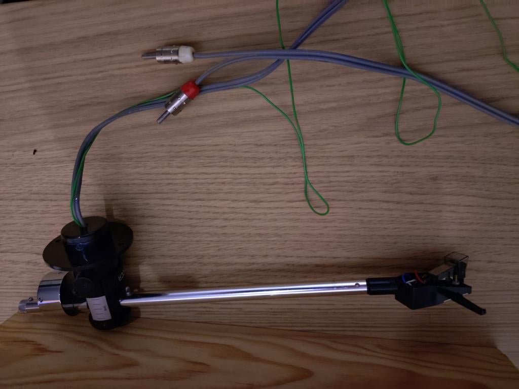 DECCA INTERNATIONAL Short Straight Tone Arm JP Beter dan SME, Audio, Tv en Foto, Platenspelers, Ophalen of Verzenden, Overige merken