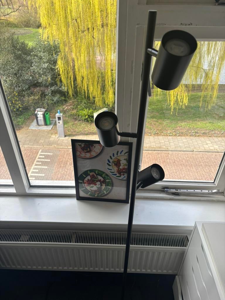 Nymane ikea zwarte staande lamp met 3 spots, Ophalen, Zo goed als nieuw, 150 tot 200 cm