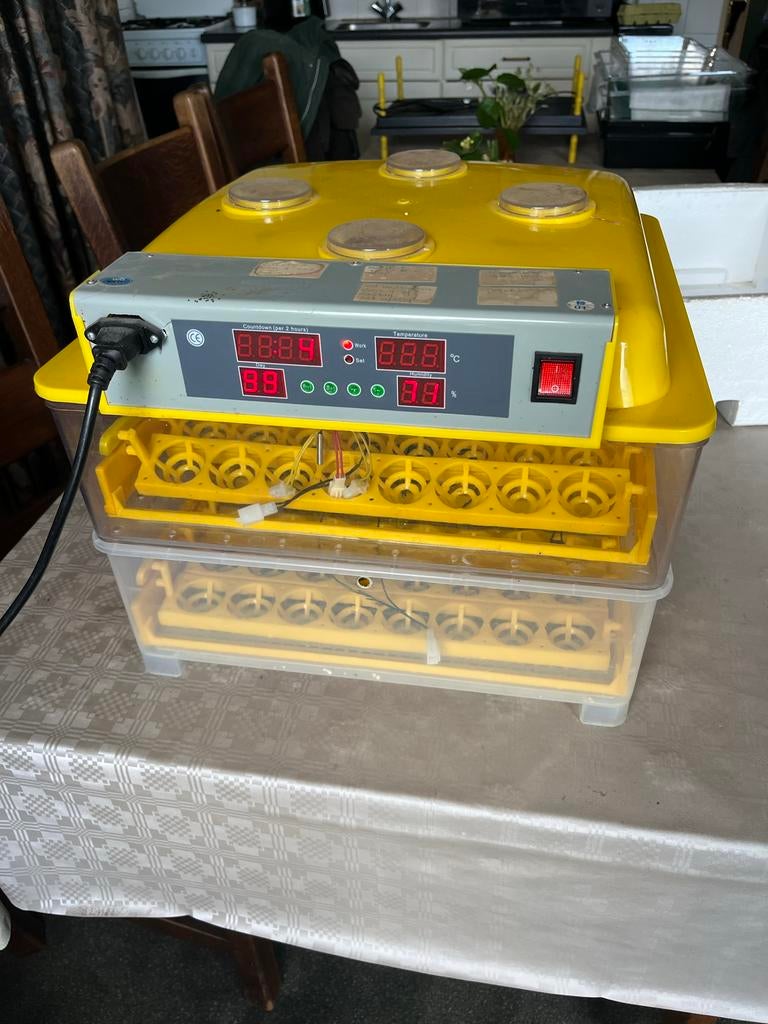 Broedmachine, Dieren en Toebehoren, Ophalen of Verzenden, Gebruikt, Broedmachine