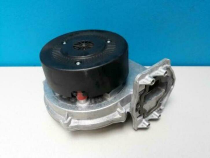 Ventilator Vaillant VHR Solide RG130/0800-3612-031111 1 jaar, Niet ingevuld, Cv-ketel of Combi-ketel, Niet ingevuld, Zo goed als nieuw