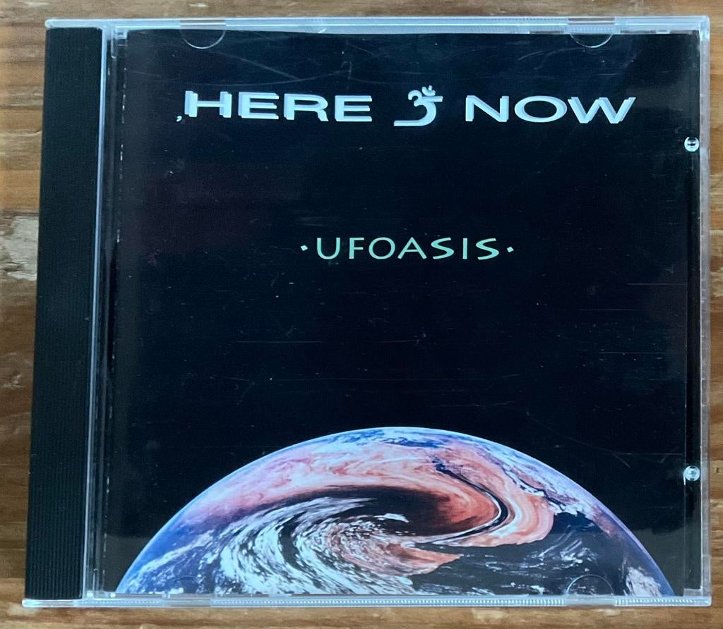 Here & Now - UFOasis - (Steffe Gong psychedelic space-rock), Ophalen of Verzenden, Zo goed als nieuw, Poprock