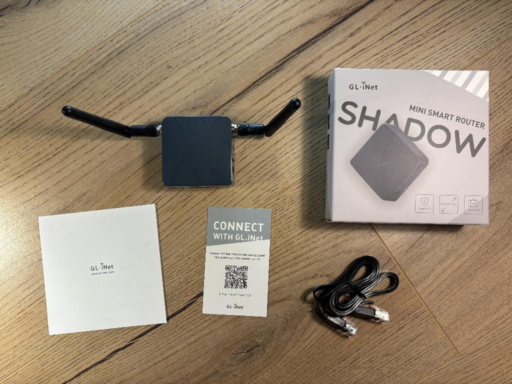 Router - GL.iNet GL-AR300M16-Ext (OpenWrt/WiFi), Computers en Software, Routers en Modems, Ophalen, Zo goed als nieuw, Router