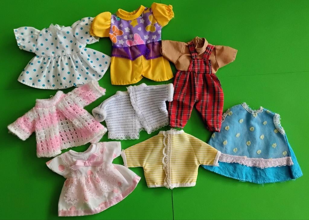 Poppenkleertjes klein popje, Verzamelen, Poppen, Verzenden, Gebruikt, Pop