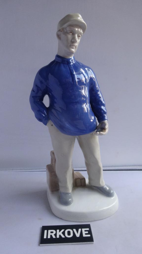 GRÄFENTHAL BEELD * TOP PORSELEIN * Stoker of Werkman ? *, Antiek en Kunst, Verzenden