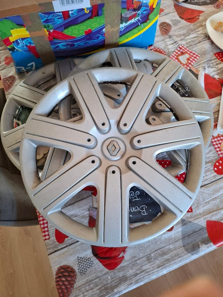 Wieldoppen origineel Renault 16 inch 3 stuks., Ophalen of Verzenden, Gebruikt