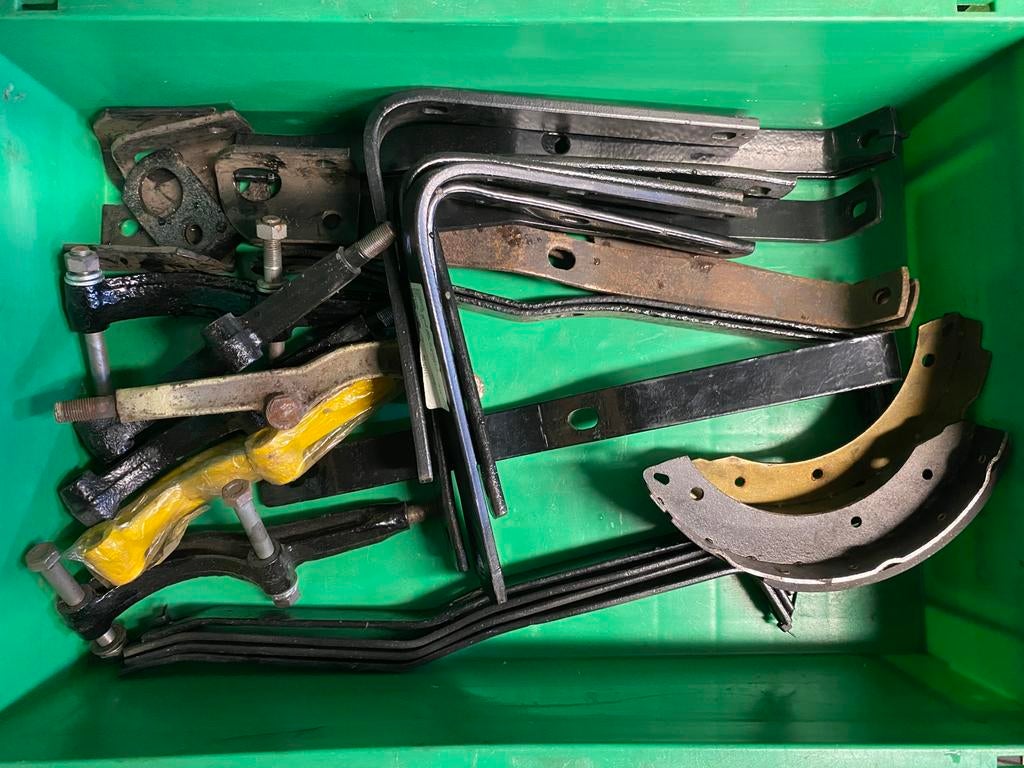 Verschillende mgb onderdelen, Ophalen