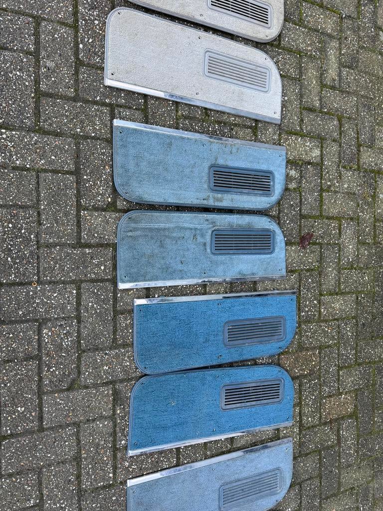Onder bekleding achter deuren suburban, Ophalen of Verzenden