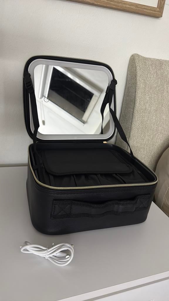 Make up koffer met led light, Sieraden, Tassen en Uiterlijk, Beautycases, Ophalen, Zo goed als nieuw