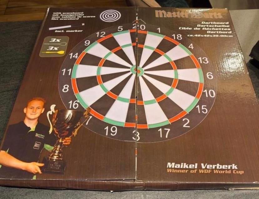 Ongebruikt dartbord - ideaal voor beginners!, Ophalen of Verzenden, Nieuw, Dartbord