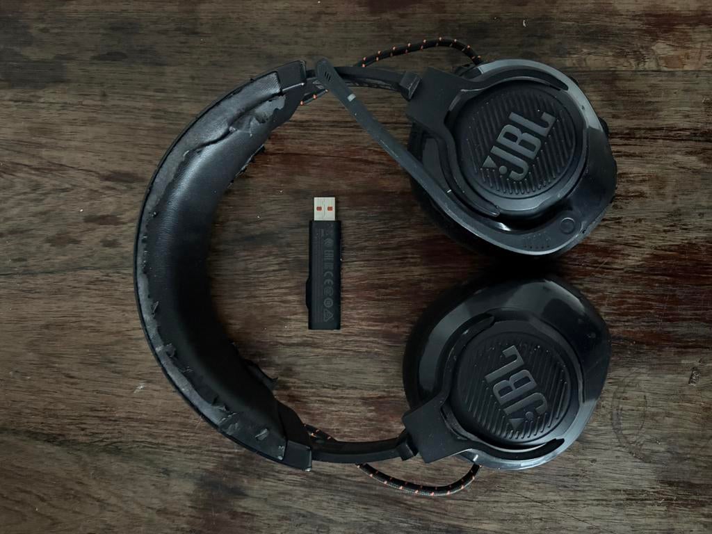 JBL quantum, Ophalen of Verzenden, Zo goed als nieuw, Overige merken, Bluetooth