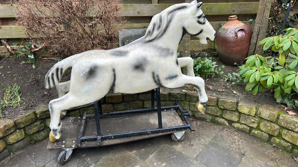 Paard, Tuin en Terras, Tuinbeelden, Ophalen, Zo goed als nieuw, Kunststof, Dierenbeeld