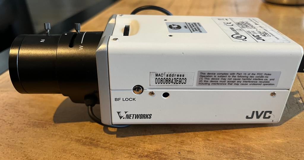 JVC IP CAMERA VN-V26U, Ophalen of Verzenden, Gebruikt, Binnencamera