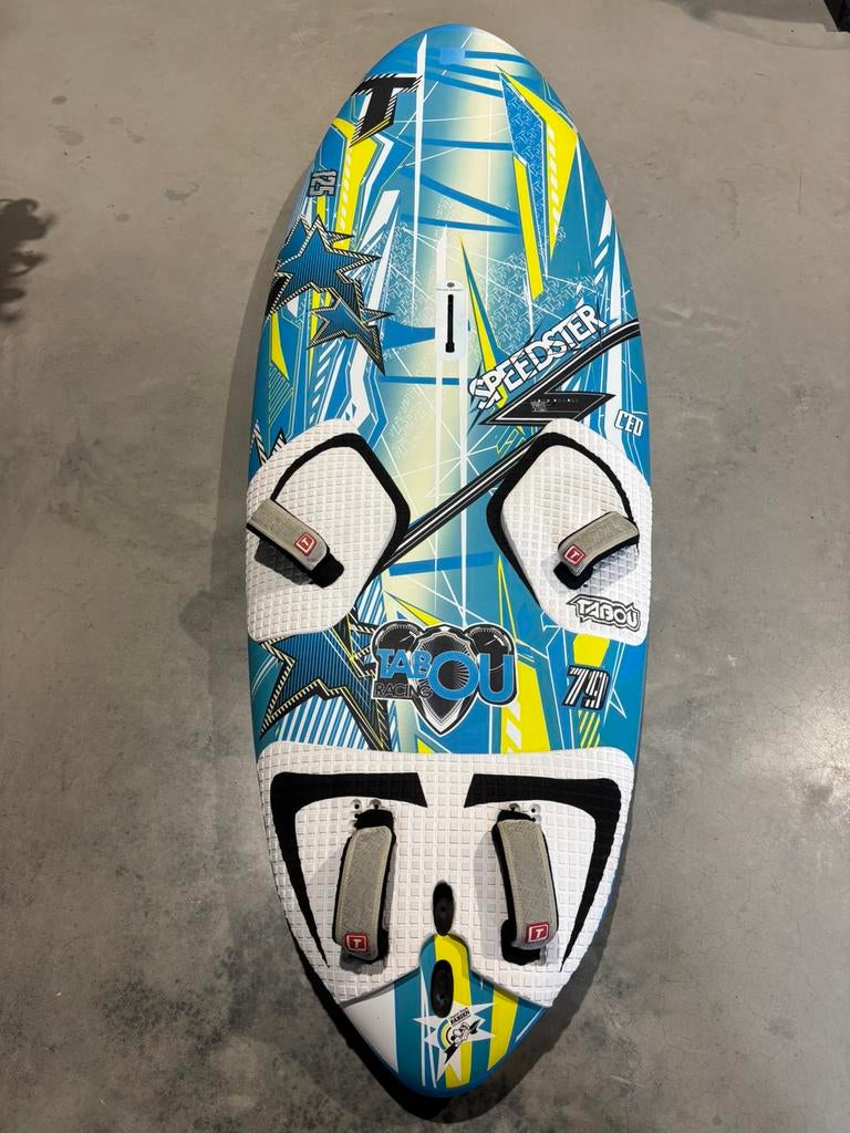 Tabou Speedster CED - 128L, Watersport en Boten, Windsurfen, Gebruikt, Plank, Minder dan 250 cm, Met vin(nen), Ophalen