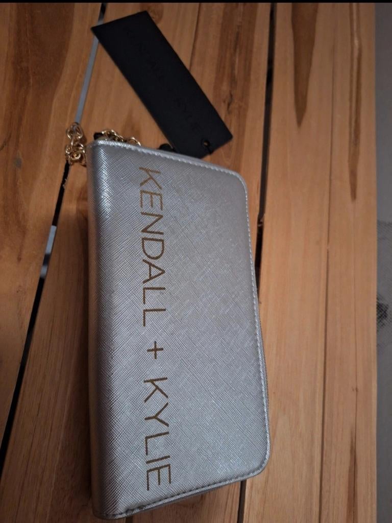 Kendall + Kylie Beurs nieuw, Ophalen of Verzenden, Nieuw