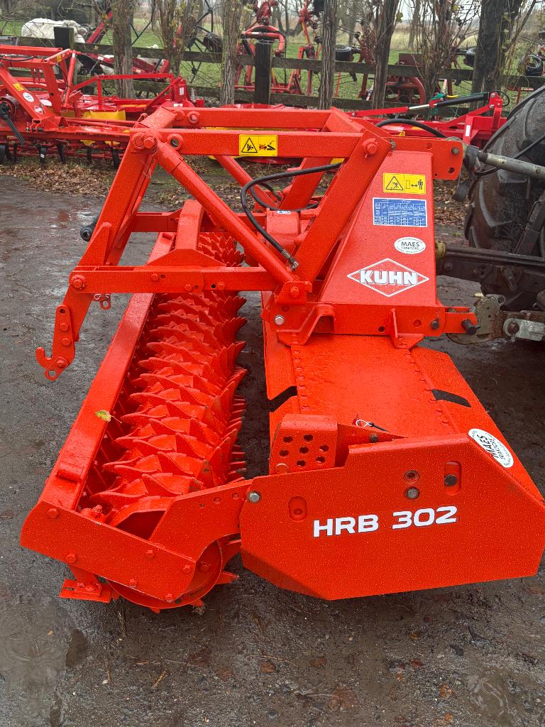 Kuhn HRB 302 Rotoreg met packerrol, Ophalen, Akkerbouw, Grondbewerking