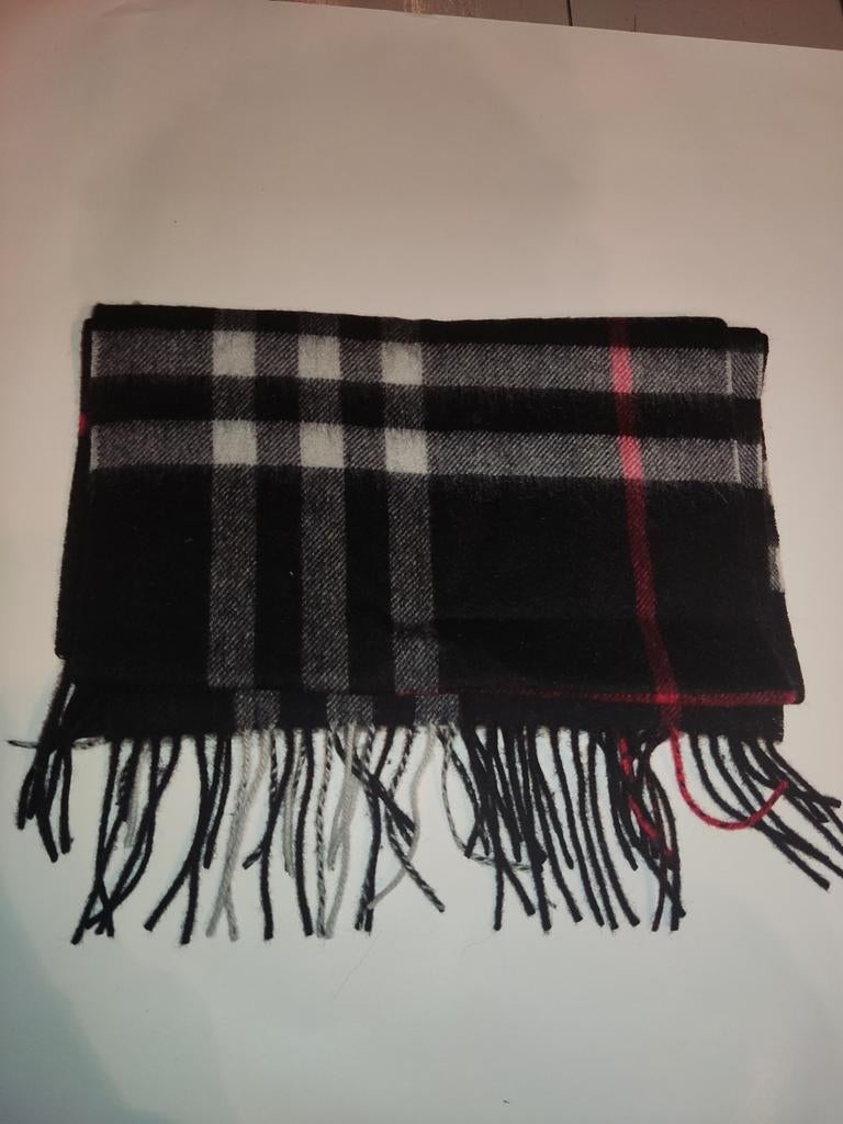 Burberry Sjaal Zwart - Klassiek en Stijlvol, Kleding | Heren, Verzenden, Zo goed als nieuw, Burberry, Sjaal