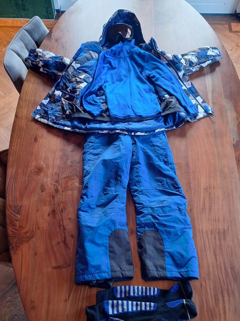 Skipak Jongens Maat 122-128 + Thermo, Sport en Fitness, Skiën en Langlaufen, Ophalen of Verzenden, Gebruikt, Skiën, Kleding