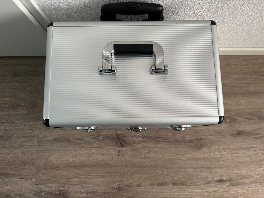 Complete kappersset met koffer 1 week gebruikt op school, Ophalen, Zo goed als nieuw, Overige kleuren, Hardcase