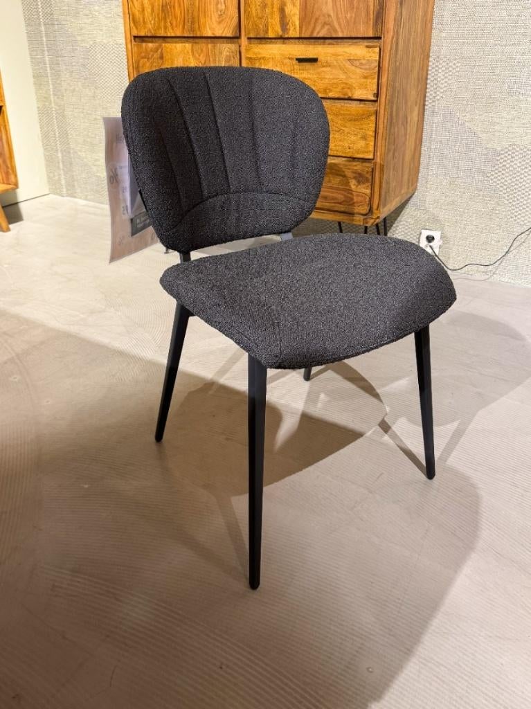 Eetkamerstoel Evie | Feelings, Huis en Inrichting, Stoelen, Ophalen, Zwart, Nieuw, Stof