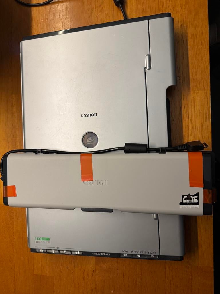 Canon CanoScan LiDe 600F Flatbed Scanner, Ophalen of Verzenden, Zo goed als nieuw, Flatbedscanner, MacOS