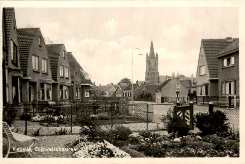 Kapelle - Dijkwelschestraat, Verzamelen, Ansichtkaarten | Nederland, Ophalen of Verzenden, 1940 tot 1960, Gelopen, Zeeland