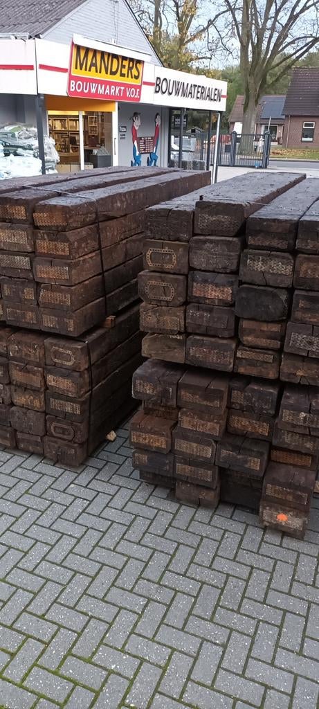 Spoorbielzen eiken gebruikt 16x26cm 260cm lang biels