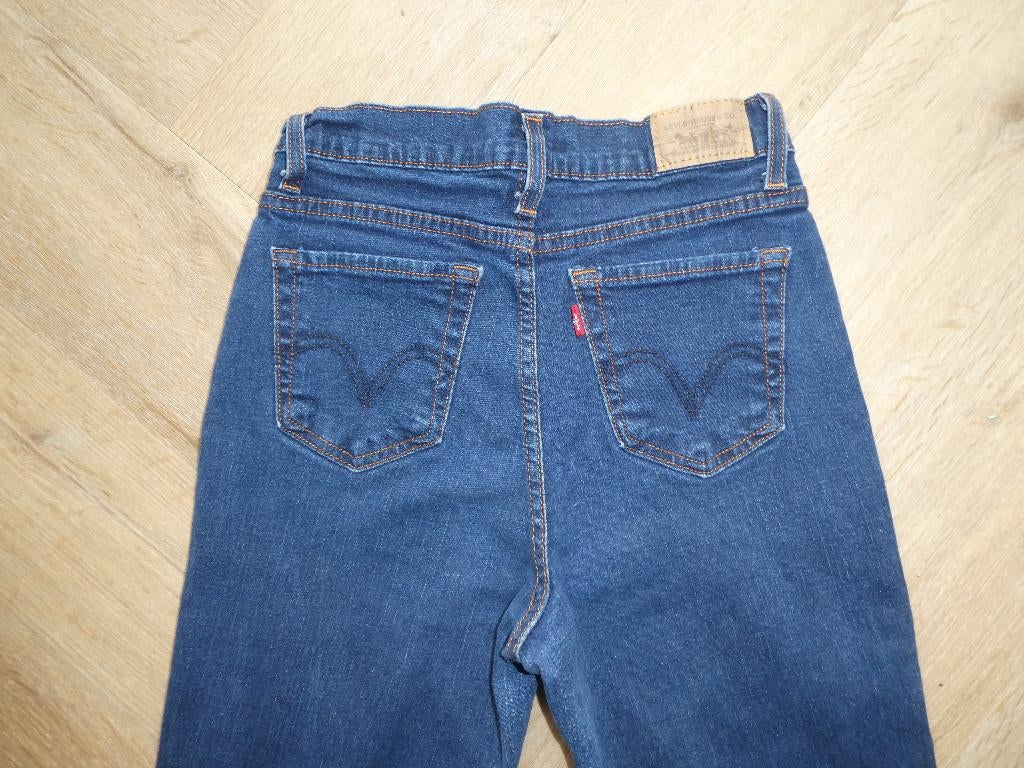 Levi's Slimming Bootcut 512 spijkerbroek,  4-Medium, Zo goed als nieuw, W27 (confectie 34) of kleiner, Levi’s, Verzenden
