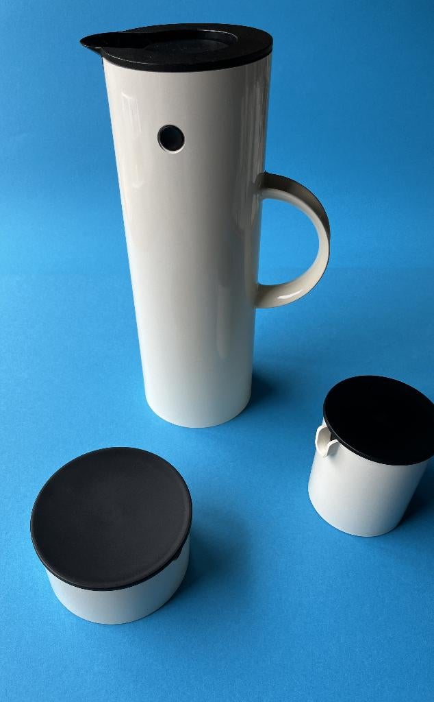 Stelton kan met suiker en melkkannetje wit, zgan, jaren 80, Overige materialen, Overige typen, Ophalen of Verzenden, Zo goed als nieuw