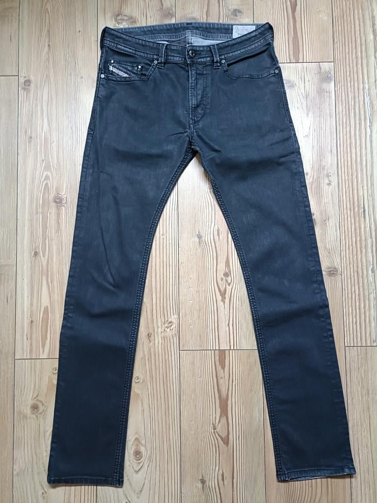 Diesel Thavar maat 30-32, Kleding | Heren, Spijkerbroeken en Jeans, Ophalen of Verzenden, Zo goed als nieuw, Zwart, W32 (confectie 46) of kleiner