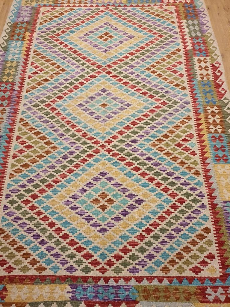 Prachtige handgeweven oosterse kelim 239x162, Crème, 150 tot 200 cm, Vof Slats Antiek, Ophalen of Verzenden