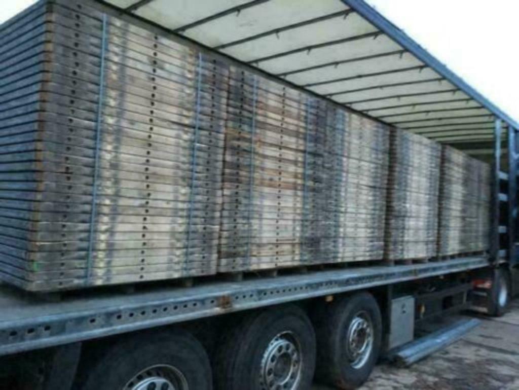 Zeer Gave steenschotten van 50mm dik , 0,98 x 1m40 van hout, Ophalen of Verzenden, Gebruikt, Minder dan 180 cm, Overige typen