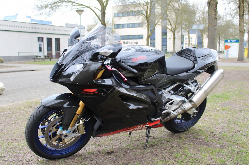 Aprilia RSV4 Factory RSV 1000 Factory, Bedrijf, Sport, Meer dan 35 kW, 998 cc