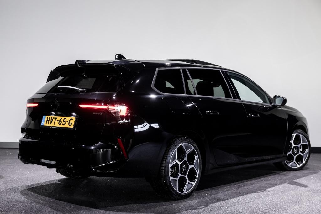 Opel Astra Sports Tourer 1.6 T PHEV Ultimate | Pano | Leder, 12 maanden, Gebruikt, Zwart, 4 cilinders