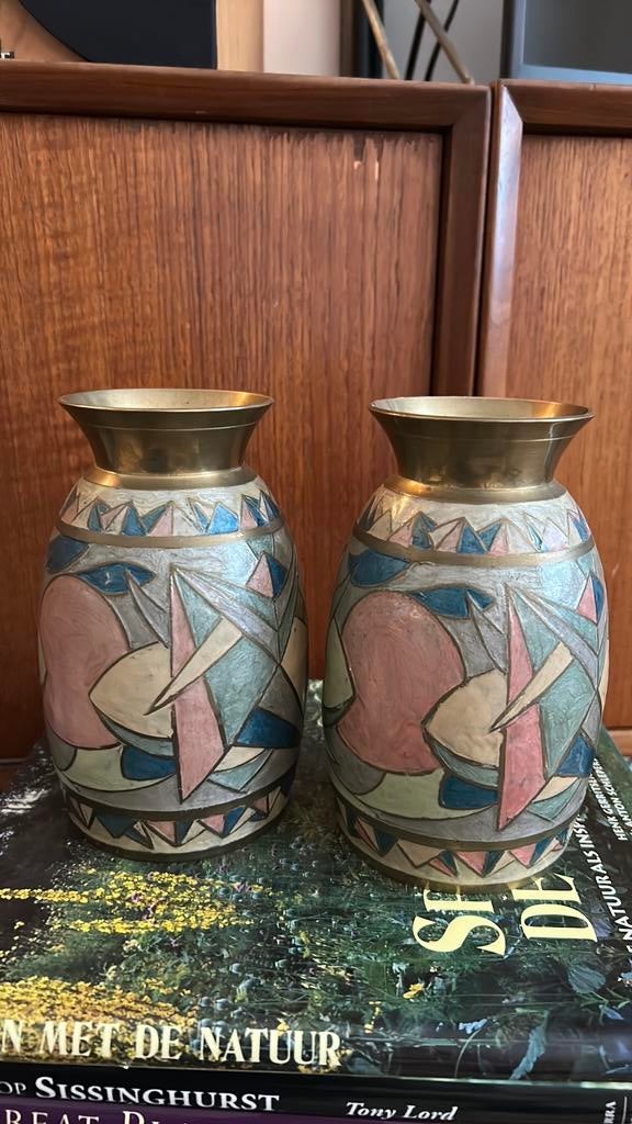 Vintage brass messing emaille enamel cloisonne India vaasjes, Huis en Inrichting, Woonaccessoires | Vazen, Overige kleuren, Minder dan 50 cm