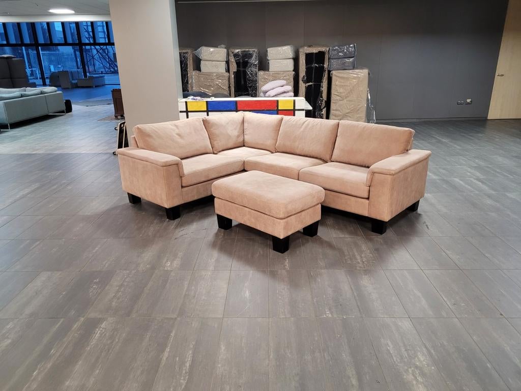 ✅️️️️️️ GEREINIGD zandkleurige suede hoekbank 272x202 BEZORG, Huis en Inrichting, Banken | Bankstellen, 250 tot 300 cm, Info@onbekend.nl