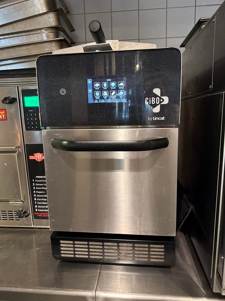 Lincat CiBO+ high-speed oven horeca inventaris, Ophalen