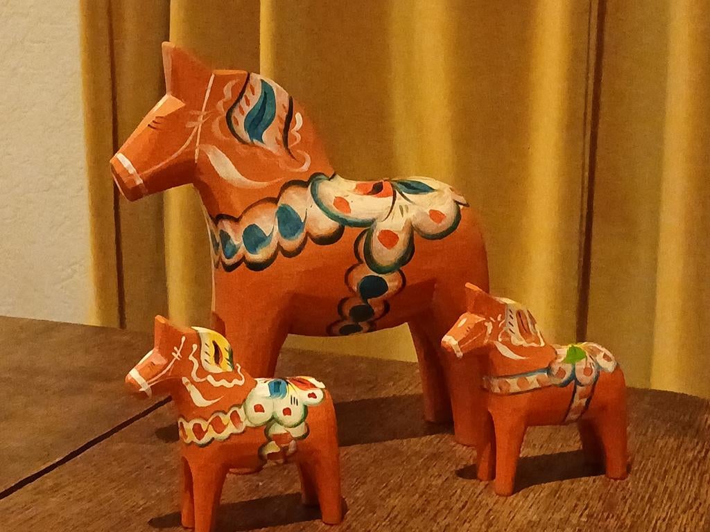 SET  DALA HORSES ZWEEDS FOLKART, HAND GESCHILDERD., Ophalen of Verzenden
