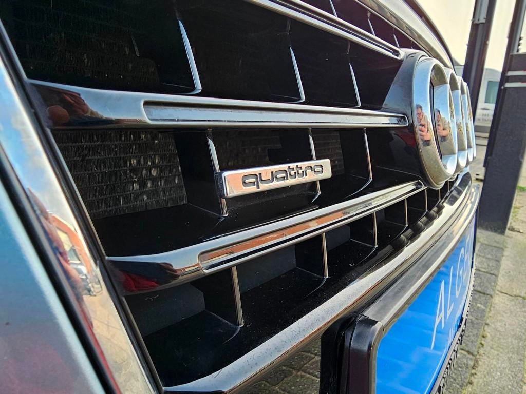 Audi A4 Avant 3.2 FSI quattro / 2e eigenaar/ B&O/ Leder, Auto's, Gebruikt, Beige, Blauw, A4