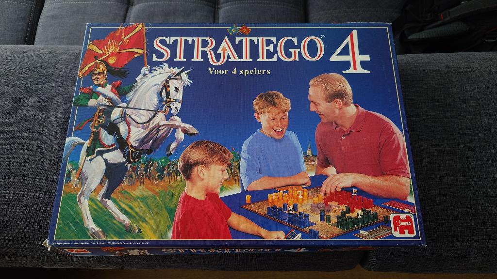 Stratego 4, Hobby en Vrije tijd, Gezelschapsspellen | Bordspellen, Drie of vier spelers, Ophalen, Zo goed als nieuw, Jumbo