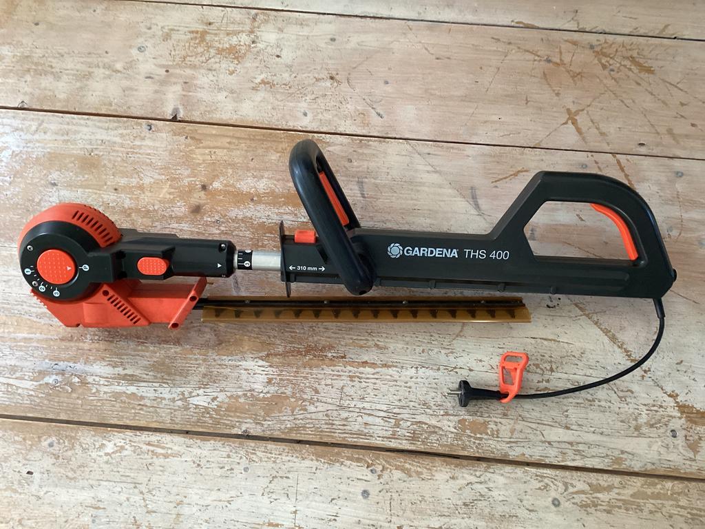 Gardena Elektrische telescopische heggenschaar THS 400, Tuin en Terras, Heggenscharen, Ophalen, Gebruikt, Elektrisch