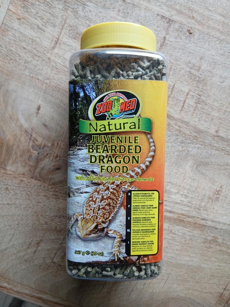 Voer voor baardagaam nieuw