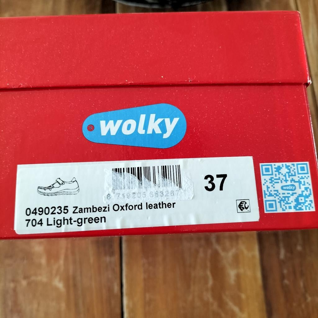 Wolky schoenen maat 37 groen, Kleding | Dames, Schoenen, Ophalen of Verzenden, Nieuw, Groen, Sneakers of Gympen